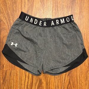 Under Armour Gray and Black Athletic Shorts Moisture-Wicking Design